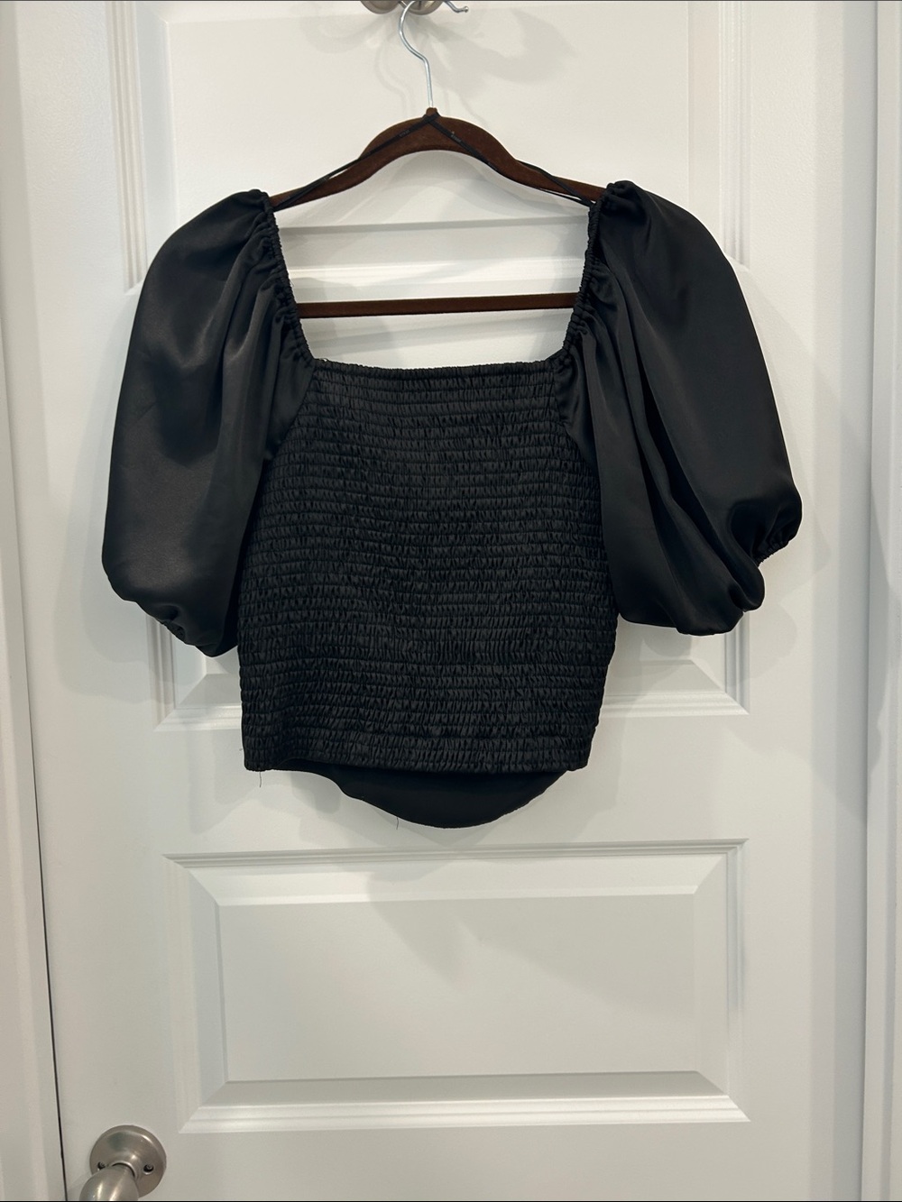 Ro & De Black Satin Puff-Sleeve Square-Neck Blouse - Picture 3 of 3